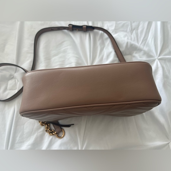 Gucci | GG Marmont small matelassé shoulder bag - Picture 14 of 14